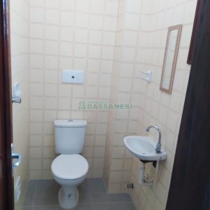 Sala com 35m², no bairro Centro em Caxias do Sul para Alugar