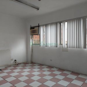 Sala com 240m², 1 vaga, no bairro Centro em Caxias do Sul para Alugar