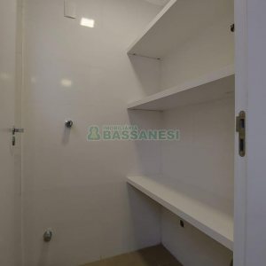Apartamento com 140m², 3 dormitórios, 1 vaga, no bairro Centro em Caxias do Sul para Alugar