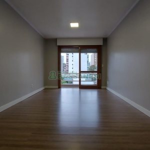Apartamento com 140m², 3 dormitórios, 1 vaga, no bairro Centro em Caxias do Sul para Alugar