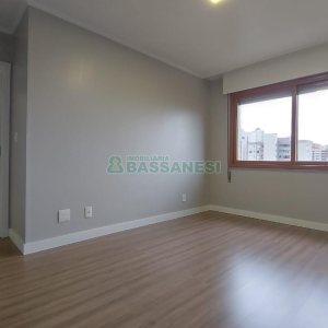 Apartamento com 140m², 3 dormitórios, 1 vaga, no bairro Centro em Caxias do Sul para Alugar