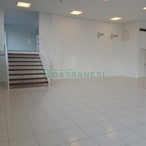 Loja com 380m², no bairro Santa Catarina em Caxias do Sul para Alugar