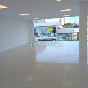 Loja com 380m², no bairro Santa Catarina em Caxias do Sul para Alugar