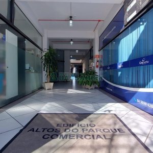Sala com 45m², no bairro Centro em Caxias do Sul para Comprar