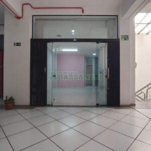 Sala com 45m², no bairro Centro em Caxias do Sul para Comprar