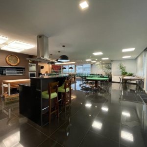 Sala Mobiliada com 172m², no bairro Centro em Caxias do Sul para Alugar