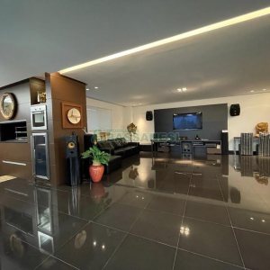 Sala Mobiliada com 172m², no bairro Centro em Caxias do Sul para Alugar