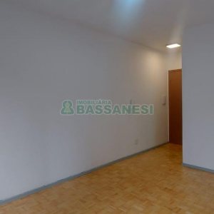 Apartamento com 80m², 2 dormitórios, no bairro Madureira em Caxias do Sul para Alugar