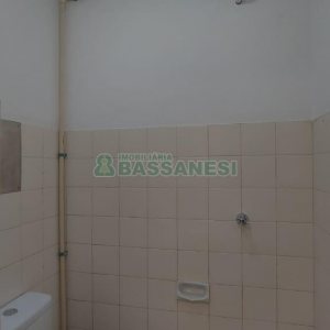 Apartamento com 80m², 2 dormitórios, no bairro Madureira em Caxias do Sul para Alugar