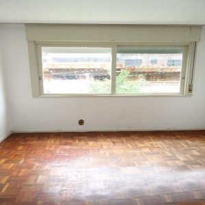 Apartamento com 100m², 3 dormitórios, 1 vaga, no bairro Pio X em Caxias do Sul para Comprar
