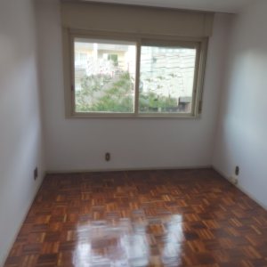 Apartamento com 100m², 3 dormitórios, 1 vaga, no bairro Pio X em Caxias do Sul para Comprar