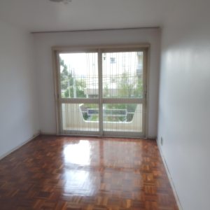 Apartamento com 100m², 3 dormitórios, 1 vaga, no bairro Pio X em Caxias do Sul para Comprar