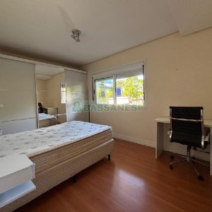 Apto Mobiliado com 82m², 2 dormitórios, 3 vagas, no bairro Petrópolis em Caxias do Sul para Alugar