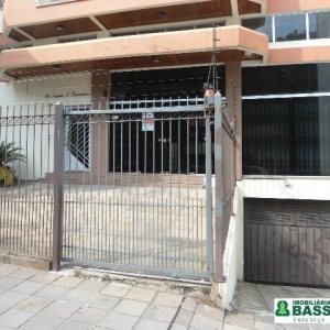 Loja com 179m², 3 vagas, no bairro Lourdes em Caxias do Sul para Alugar ou Comprar