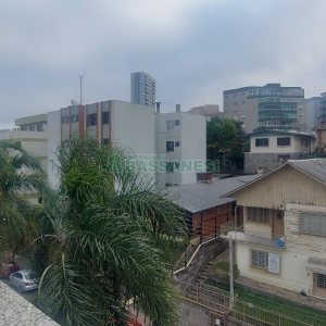 Apartamento com 94m², 3 dormitórios, 2 vagas, no bairro Pio X em Caxias do Sul para Alugar