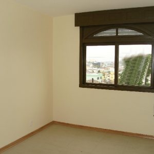Apartamento com 74m², 2 dormitórios, 1 vaga, no bairro São José em Caxias do Sul para Comprar
