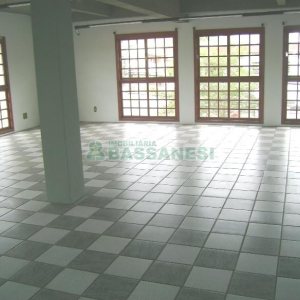 Loja com 380m², no bairro Santa Catarina em Caxias do Sul para Alugar