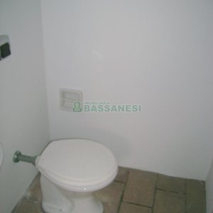 Loja com 380m², no bairro Santa Catarina em Caxias do Sul para Alugar