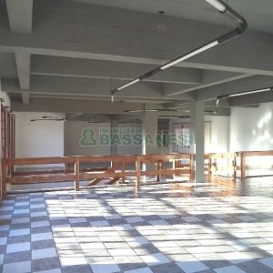 Loja com 380m², no bairro Santa Catarina em Caxias do Sul para Alugar