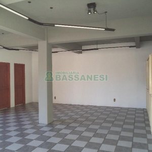 Loja com 380m², no bairro Santa Catarina em Caxias do Sul para Alugar