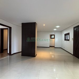 Loja com 78m², no bairro Centro em Caxias do Sul para Alugar