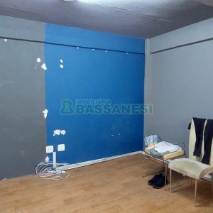 Pavilhão com 550m², no bairro Fatima em Caxias do Sul para Alugar
