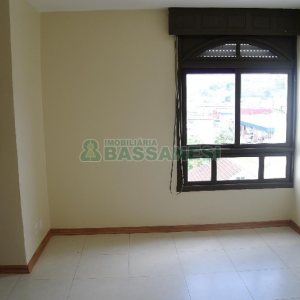 Apartamento com 74m², 2 dormitórios, 1 vaga, no bairro São José em Caxias do Sul para Comprar