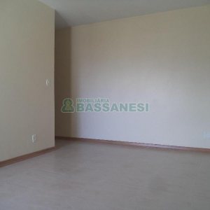 Apartamento com 49m², 2 dormitórios, 1 vaga, no bairro São José em Caxias do Sul para Comprar