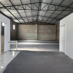 Loja com 280m², no bairro Centro em Caxias do Sul para Alugar