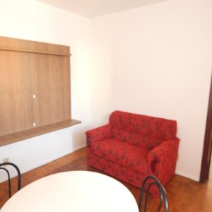 Apto Mobiliado com 35m², 1 dormitório, no bairro Centro em Caxias do Sul para Alugar