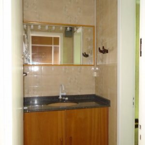 Sala com 83m², no bairro Centro em Caxias do Sul para Alugar