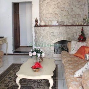 Casa Mobiliada com 600m², 11 dormitórios, 6 vagas, no bairro Salgado Filho em Caxias do Sul para Alugar