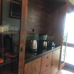 Casa Mobiliada com 600m², 11 dormitórios, 6 vagas, no bairro Salgado Filho em Caxias do Sul para Alugar