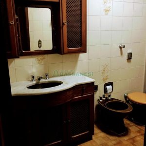 Casa Mobiliada com 600m², 11 dormitórios, 6 vagas, no bairro Salgado Filho em Caxias do Sul para Alugar