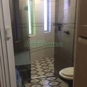 Casa Mobiliada com 600m², 11 dormitórios, 6 vagas, no bairro Salgado Filho em Caxias do Sul para Alugar