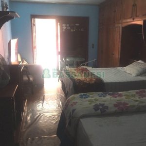 Casa Mobiliada com 600m², 11 dormitórios, 6 vagas, no bairro Salgado Filho em Caxias do Sul para Alugar