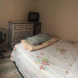 Casa Mobiliada com 600m², 11 dormitórios, 6 vagas, no bairro Salgado Filho em Caxias do Sul para Alugar