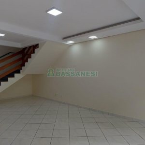 Loja com 75m², no bairro Centro em Caxias do Sul para Alugar