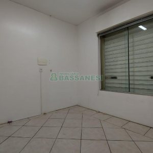 Loja com 70m², no bairro Rio Branco em Caxias do Sul para Alugar