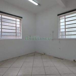 Loja com 70m², no bairro Rio Branco em Caxias do Sul para Alugar