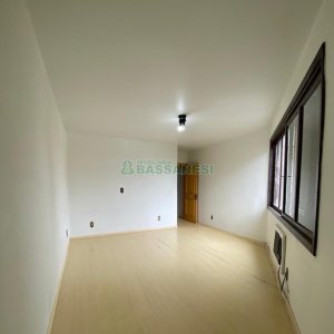 Apartamento com 66m², 2 dormitórios, 1 vaga, no bairro Pio X em Caxias do Sul para Comprar