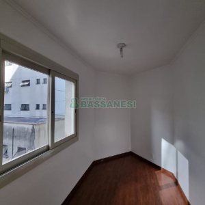 Apartamento com 143m², 3 dormitórios, 1 vaga, no bairro Centro em Caxias do Sul para Comprar