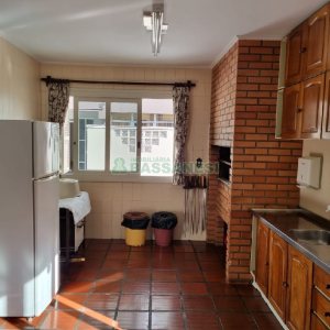 Apartamento com 143m², 3 dormitórios, 1 vaga, no bairro Centro em Caxias do Sul para Comprar