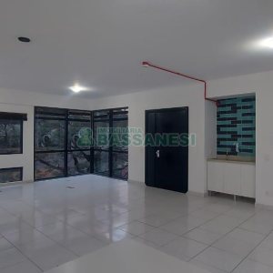 Sala com 54m², no bairro Centro em Caxias do Sul para Comprar