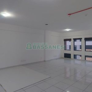 Sala com 54m², no bairro Centro em Caxias do Sul para Comprar
