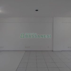 Sala com 54m², no bairro Centro em Caxias do Sul para Comprar