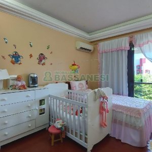 Casa Mobiliada com 318m², 4 dormitórios, 2 vagas, no bairro Sagrada Família em Caxias do Sul para Alugar