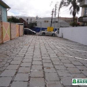 Loja com 320m², no bairro São Pelegrino em Caxias do Sul para Alugar