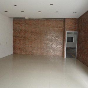 Loja com 320m², no bairro São Pelegrino em Caxias do Sul para Alugar