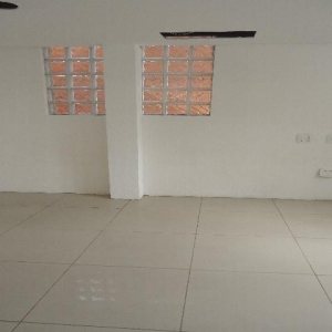 Loja com 320m², no bairro São Pelegrino em Caxias do Sul para Alugar